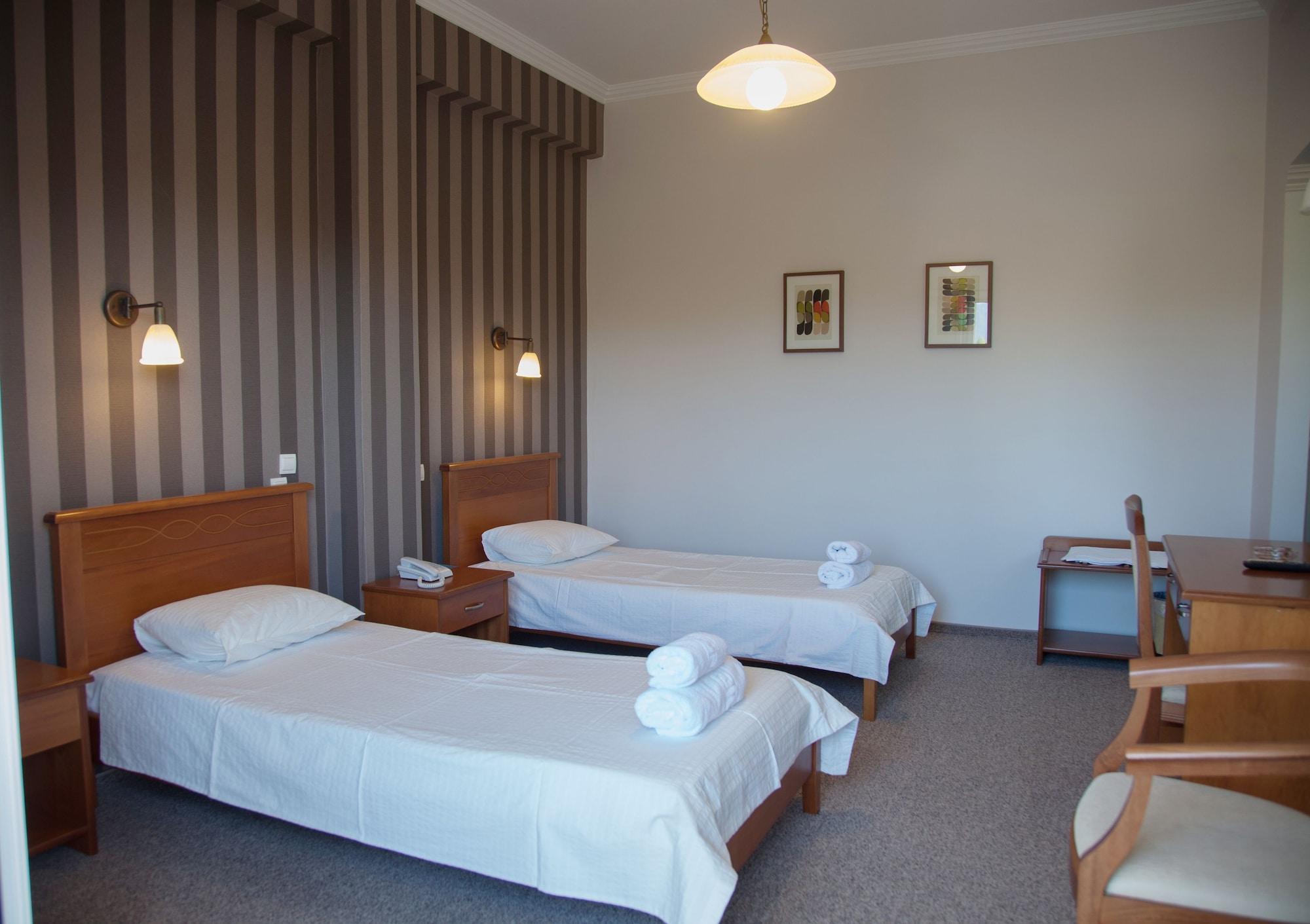 Hotel Liberty Missolonghi ภายนอก รูปภาพ