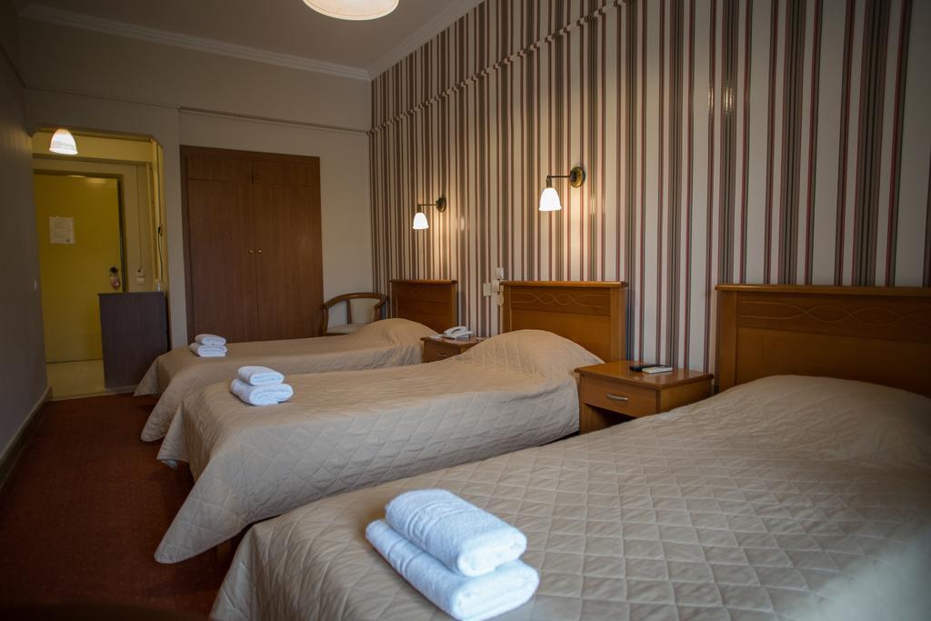 Hotel Liberty Missolonghi ภายนอก รูปภาพ