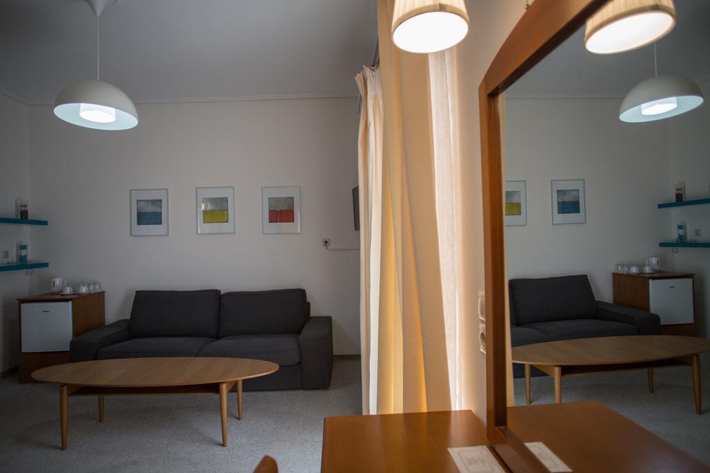 Hotel Liberty Missolonghi ภายนอก รูปภาพ
