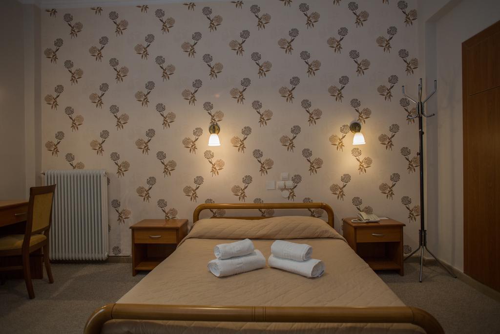 Hotel Liberty Missolonghi ภายนอก รูปภาพ