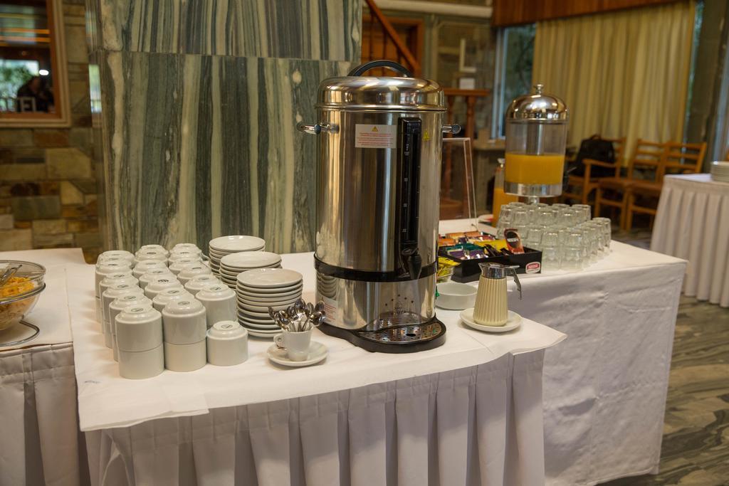 Hotel Liberty Missolonghi ภายนอก รูปภาพ