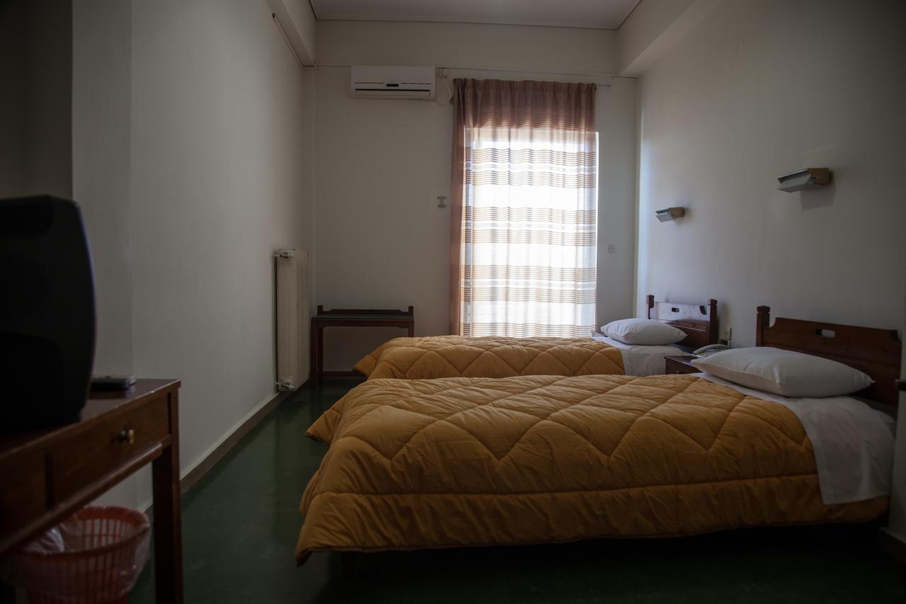 Hotel Liberty Missolonghi ภายนอก รูปภาพ